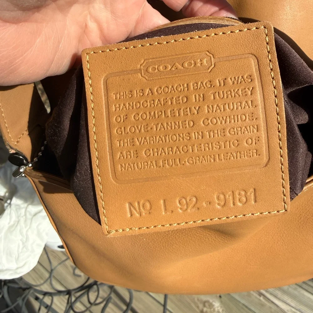 Coach vintage 1992 Leather Satchel Dust‎ bag and bag hanger